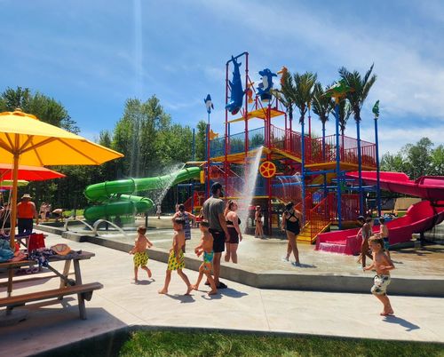 Latest company news about Wysokiej jakości rozwiązania do parków wodnych z włókna szklanych przez Guangdong Dapeng Amusement Technology Co., Ltd.