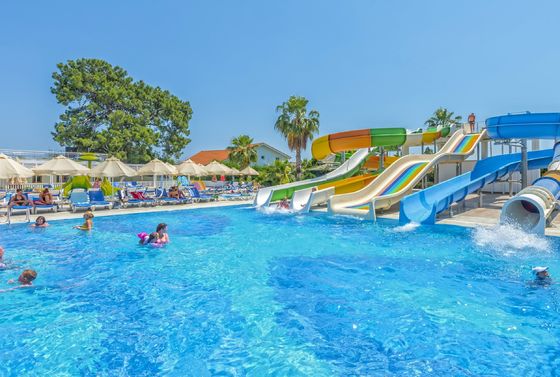 Dobra cena. ODM Outdoor Water Park Amusement Game Rides Fiberglass Water Slide for Children w Internecie
