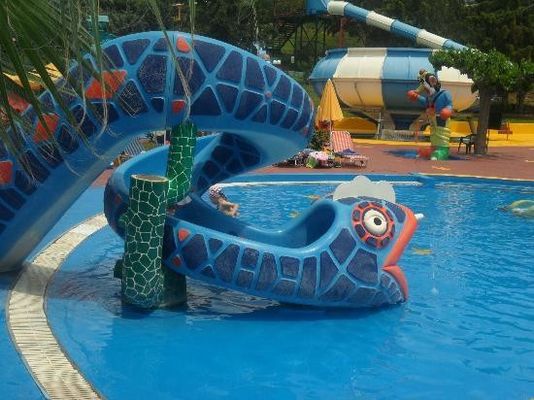 Dobra cena. Wodny park rozrywki na świeżym powietrzu Obszar zabaw Karnawały Zabawki wodne Węże Szklanowcowy tobogan w Internecie
