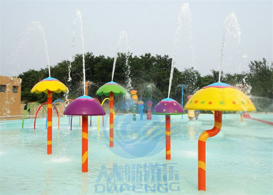 Wszystkie wykonane z włókna szklanego Małe fontanny grzybowe dla dzieci Park wodny Strefa splash