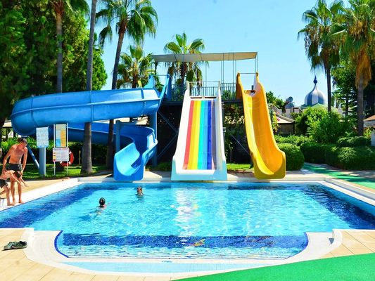 Wodny park zabaw dla dzieci