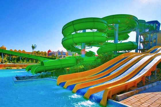 Wodny park rozrywki popularny Aqua Spray Karnawal Spiral Tube Wodny zjeżdżalnik z włókna szklanego dla dzieci