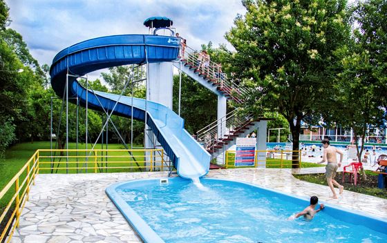 Dobra cena. Wodny park gry basen wyposażenie 3-5m wysoki slajd z włókna szklanego dla dzieci w Internecie