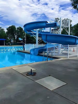Dobra cena. Akwa Park Water City Sprzęt do gier zewnętrznych Spiral Slide Włókno szklane w Internecie
