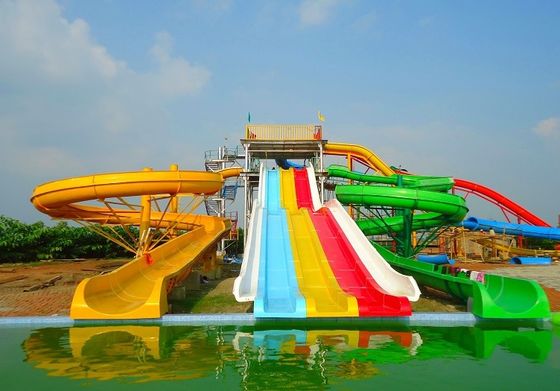 Wyroby rekreacyjne Aqua Park Sprzęt w stylu latającym Basen z włókna szklanego Slide dla dzieci